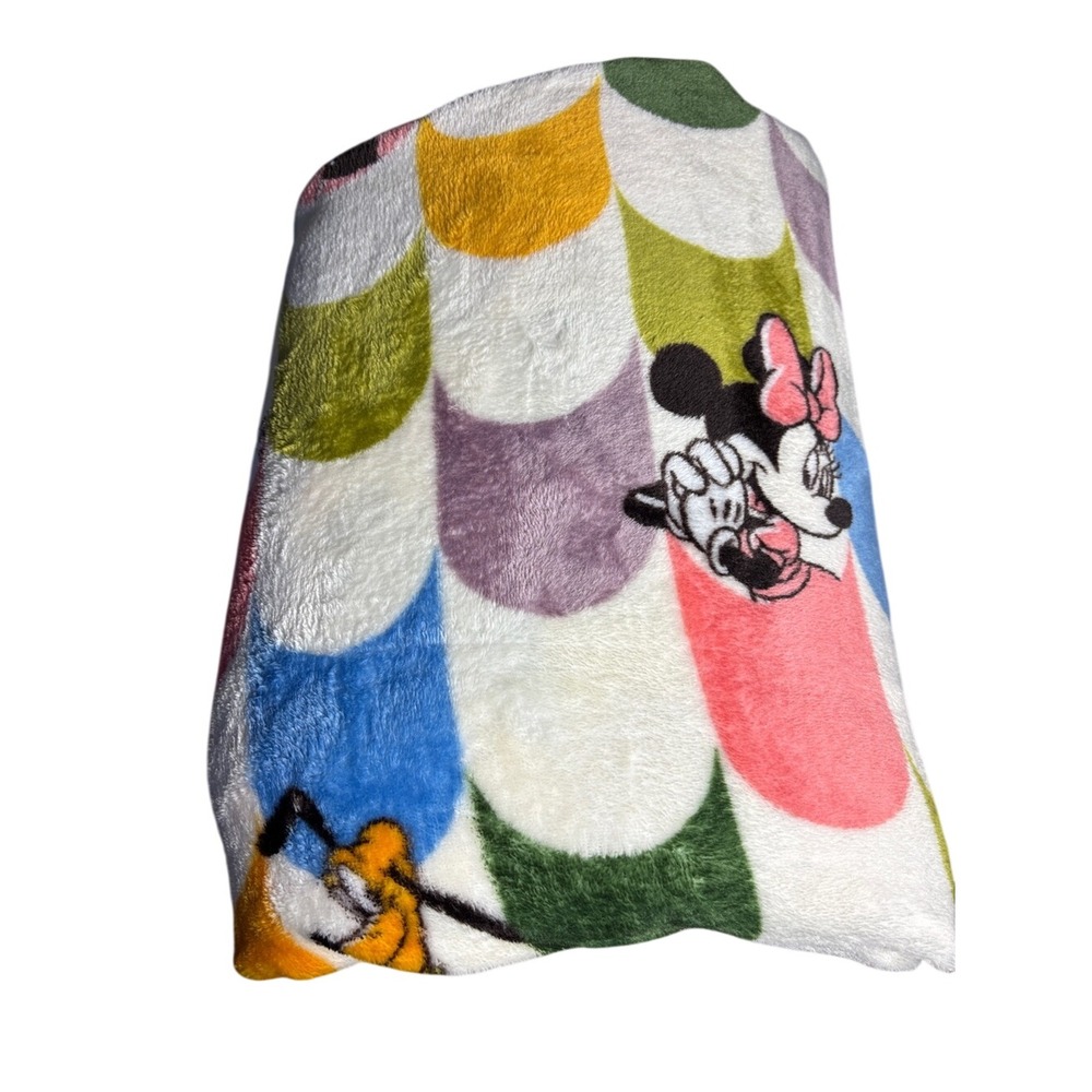 Disney Mickey Mouse & Friends Geo Plush Throw Blanket 5ftx6ft Holiday GIFT NEW